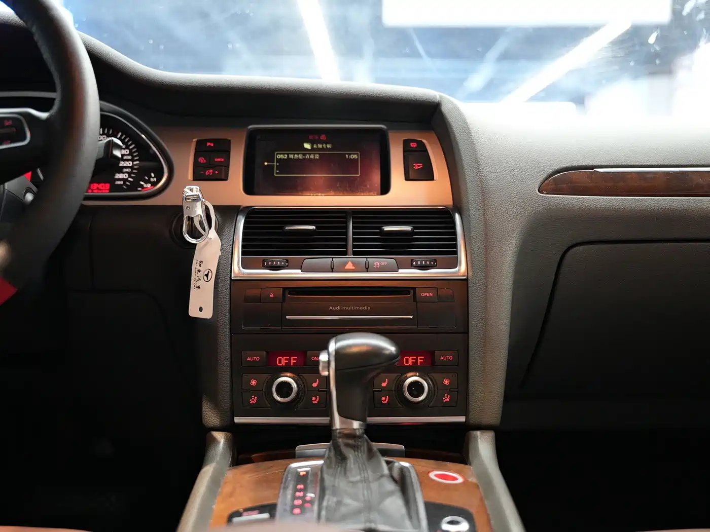 Audi Q7 2011 2011 3.0 TFSI Progressive (200kW)