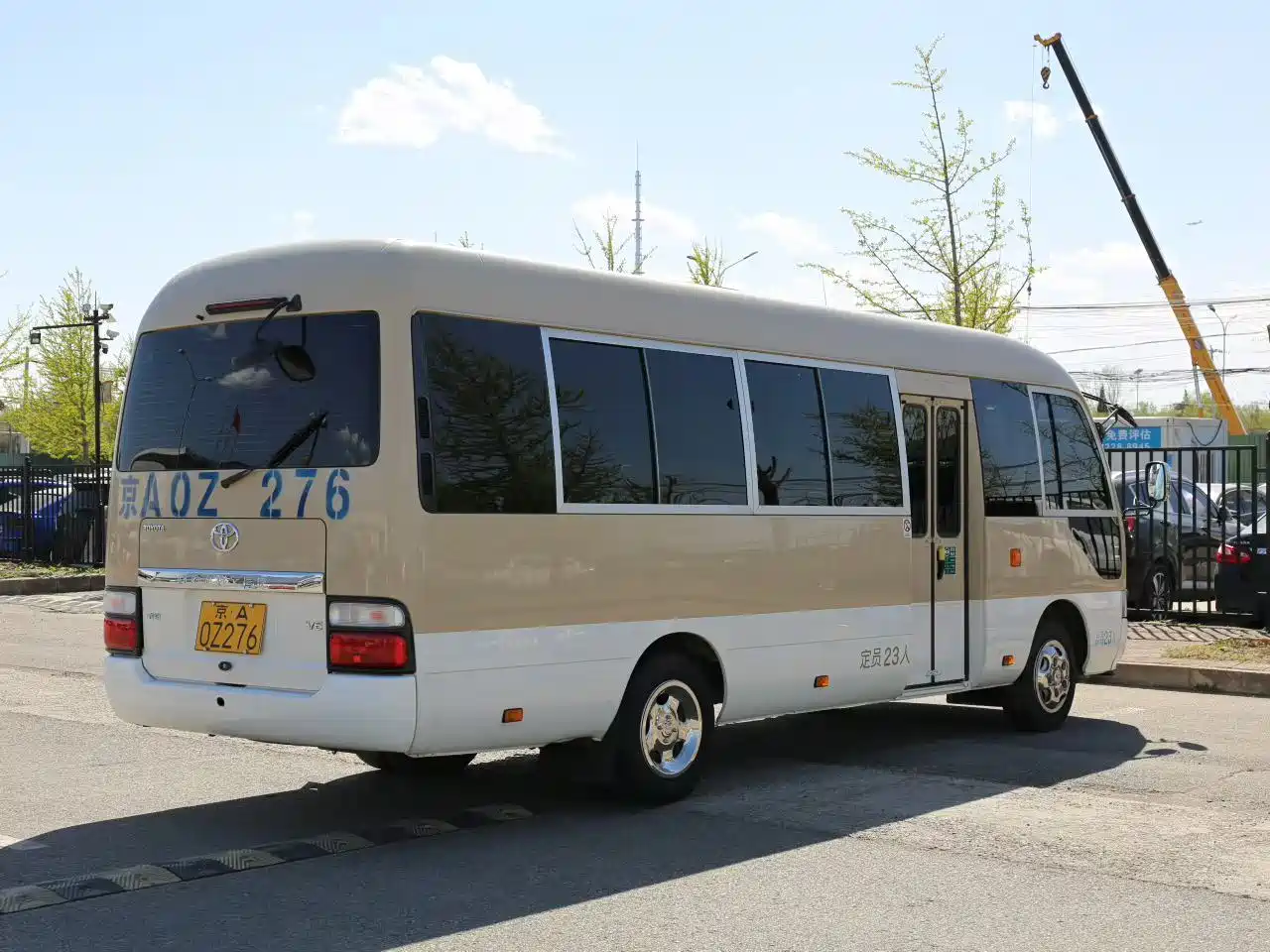 Toyota Coaster 2021 2019 4.0L Luxury Vehicle GRB53L-ZEMNK 23-seater with Armrests 9GR