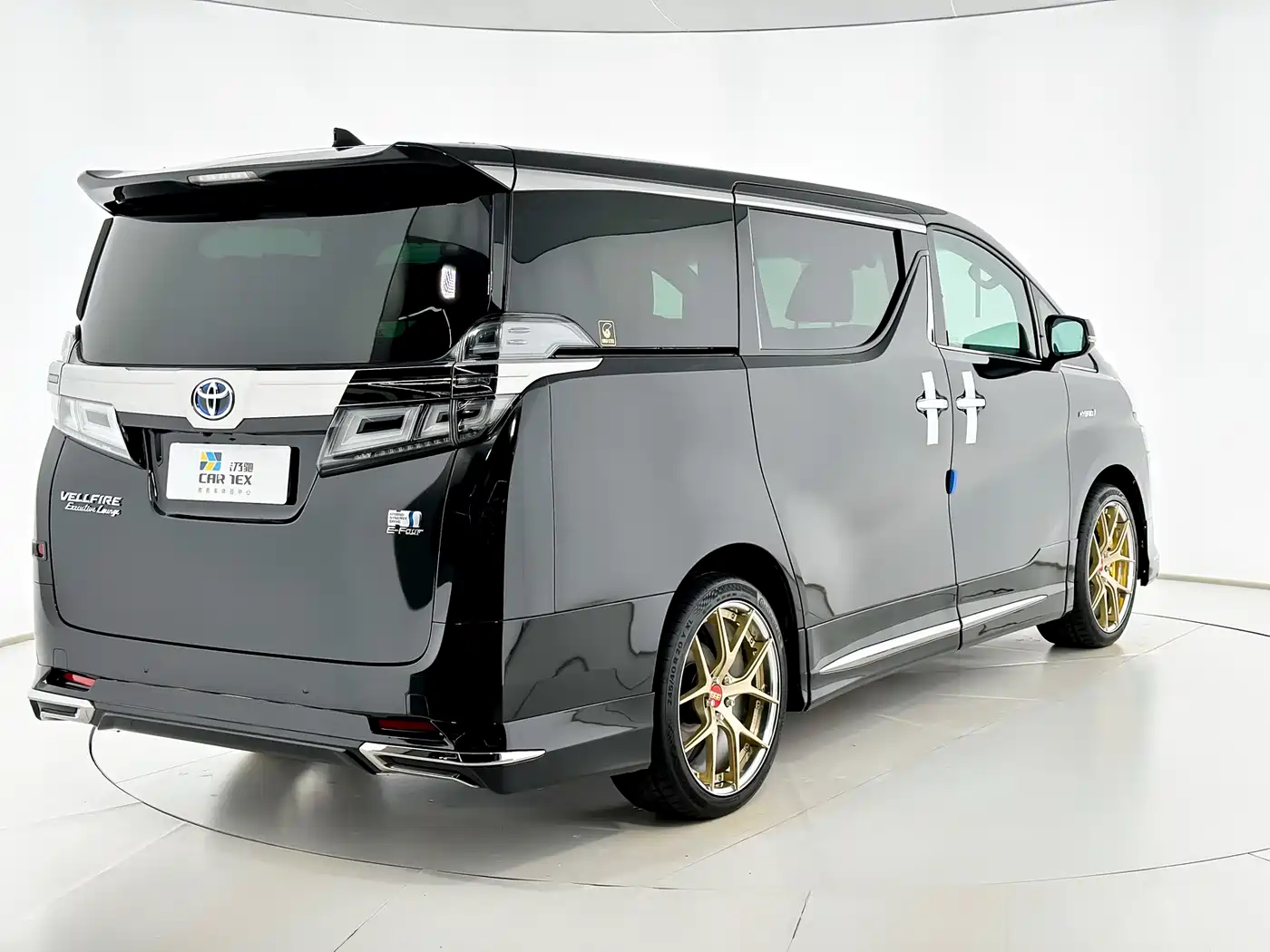 Toyota Vellfire 2020 Twin Engine 2.5L HV Premium Edition фото 4