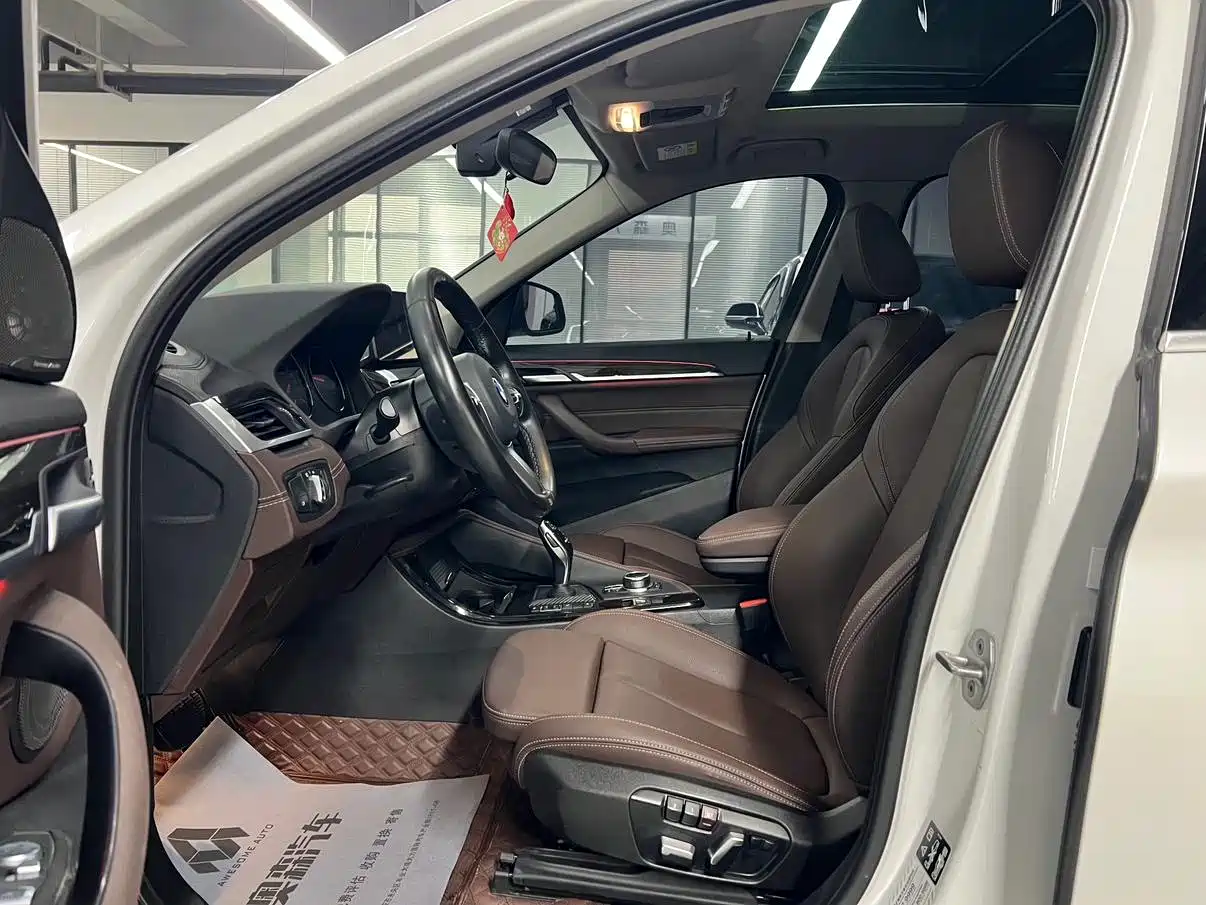 BMW X1 2022 xDrive25Li Premium фото 11