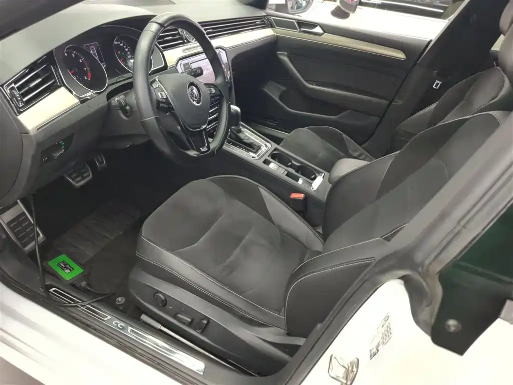Volkswagen FAW-Volkswagen CC 2020 330TSI Elegance Version China VI фото 15