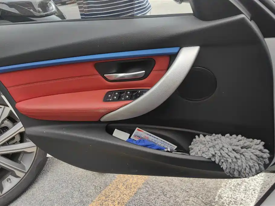 BMW 3 Series 2019 320i M Sport Package фото 7