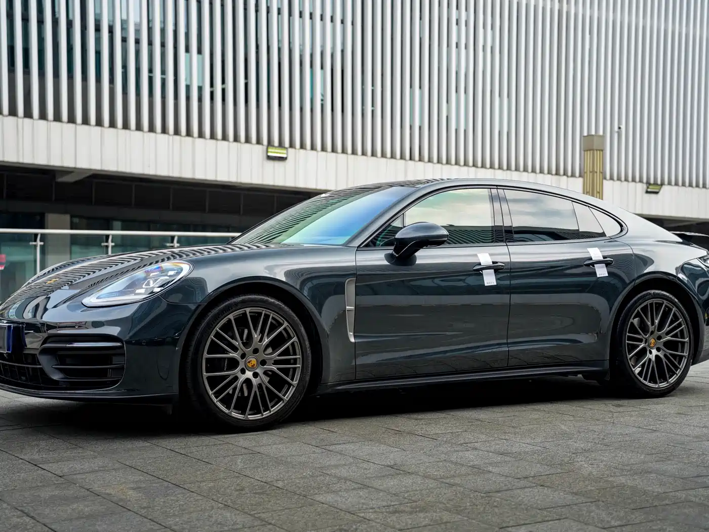 Porsche Panamera 2023 Panamera 2.9T Platinum Edition