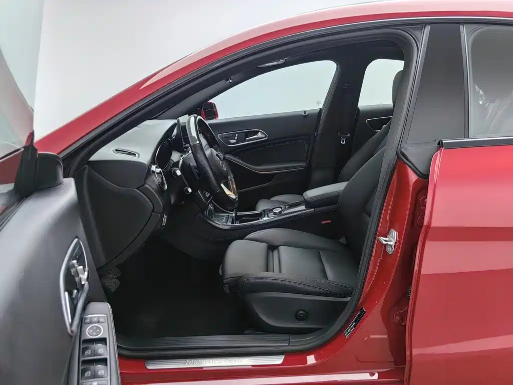 Mercedes-Benz CLA (Import) 2018 2017 Facelift CLA 200 Style