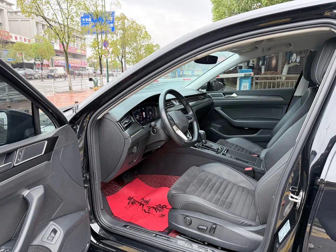 Volkswagen Magotan 2020 330TSI DSG Luxury фото 6