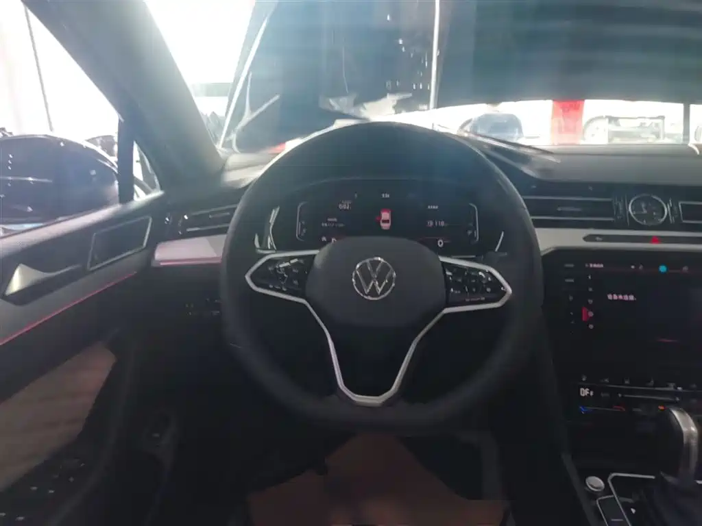 Volkswagen Magotan 2023 2 Million Units Anniversary Edition 330TSI DSG Leading Type фото 11