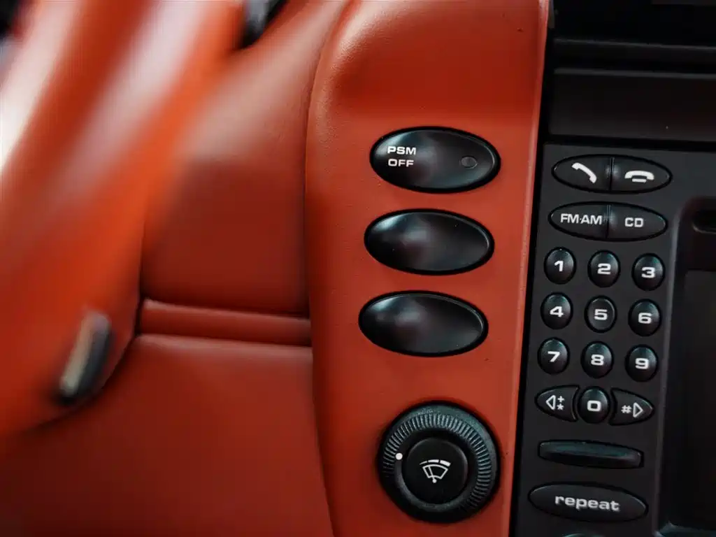 Porsche 911 2004 Carrera S Coupe 3.6L фото 13