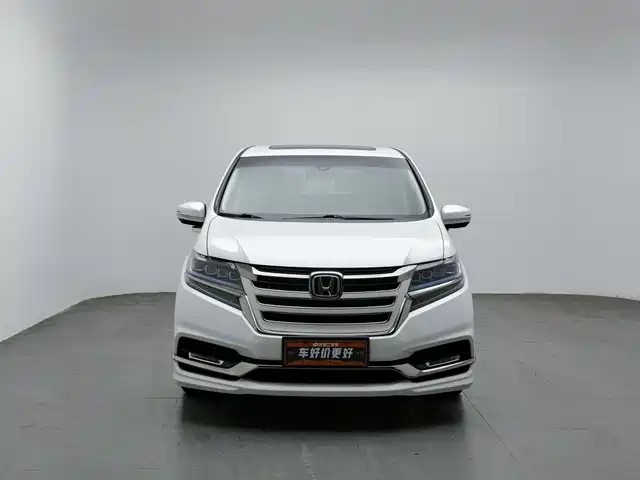 Honda Elysion 2019 2.0L Hybrid Luxury Edition — фото 3