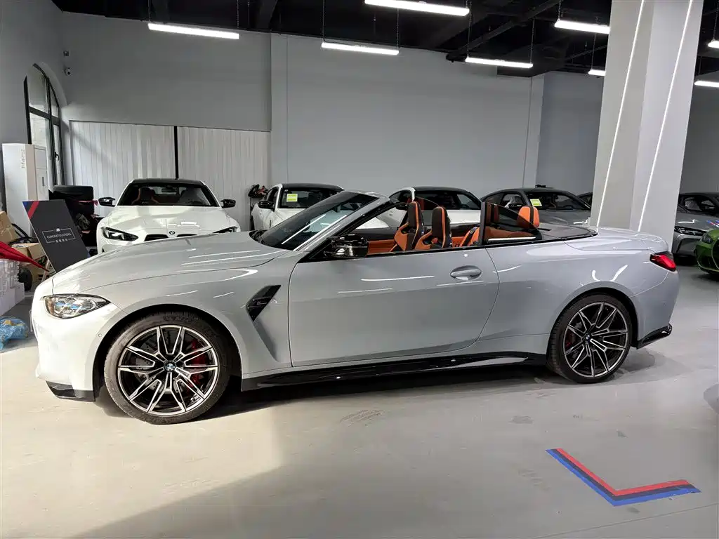 BMW M4 2024 BMW M4 Convertible M xDrive Competition фото 3