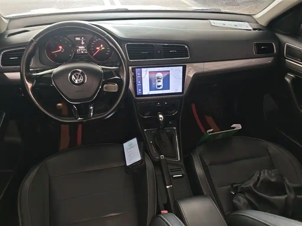 Volkswagen Lavida Tour 2015 230TSI DSG Comfort Edition фото 10