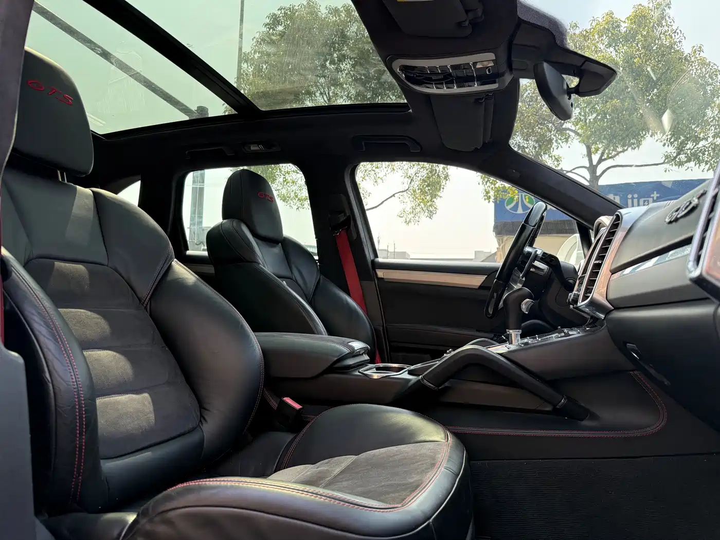 Porsche Cayenne 2015 Cayenne GTS 3.6T фото 12