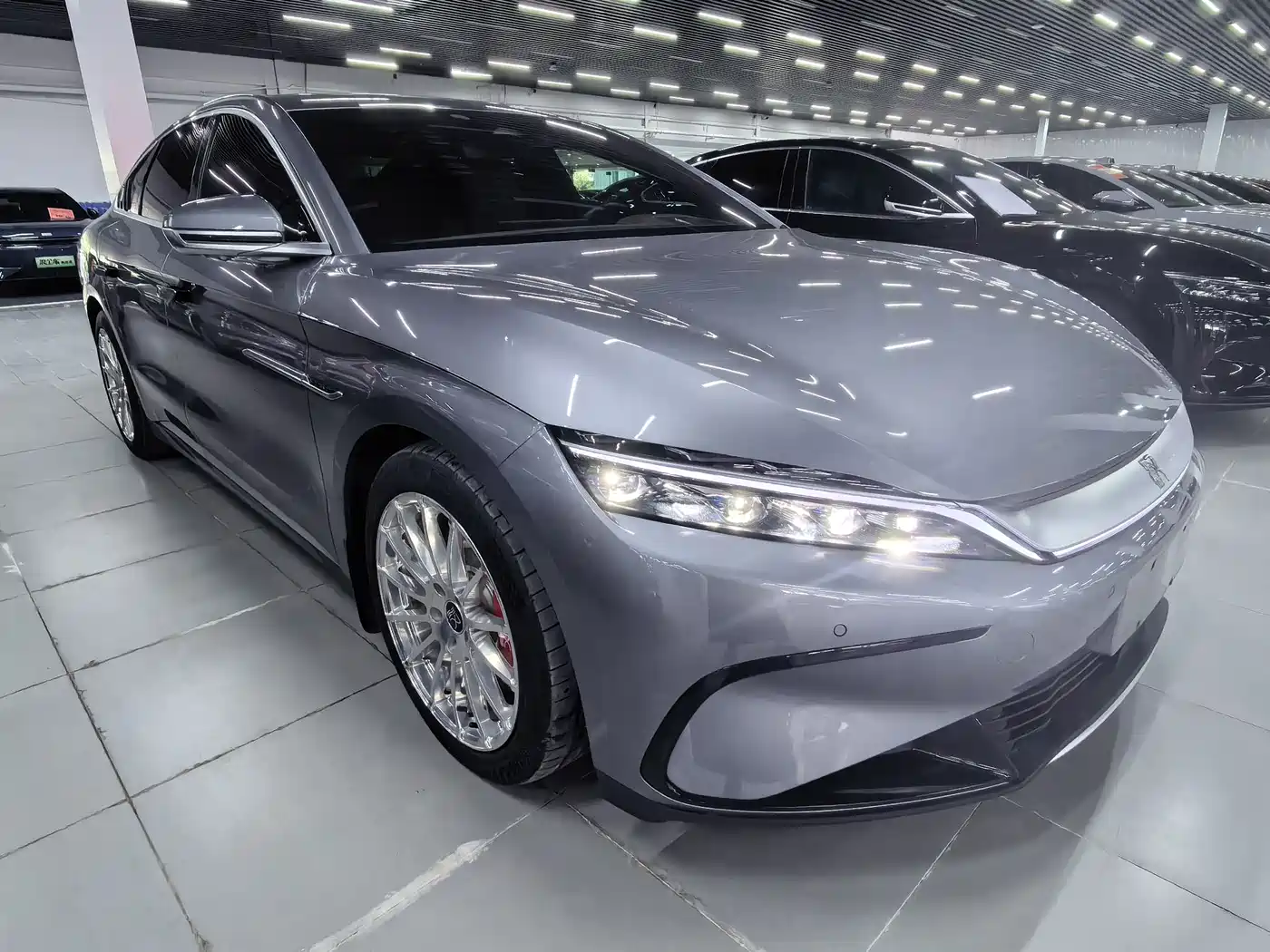 BYD Han 2022 EV Genesis Edition 715KM FWD Flagship фото 2