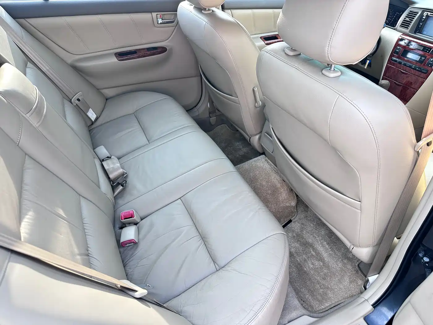 Toyota Corolla 2005 1.8L Automatic Anniversary Special Edition фото 11