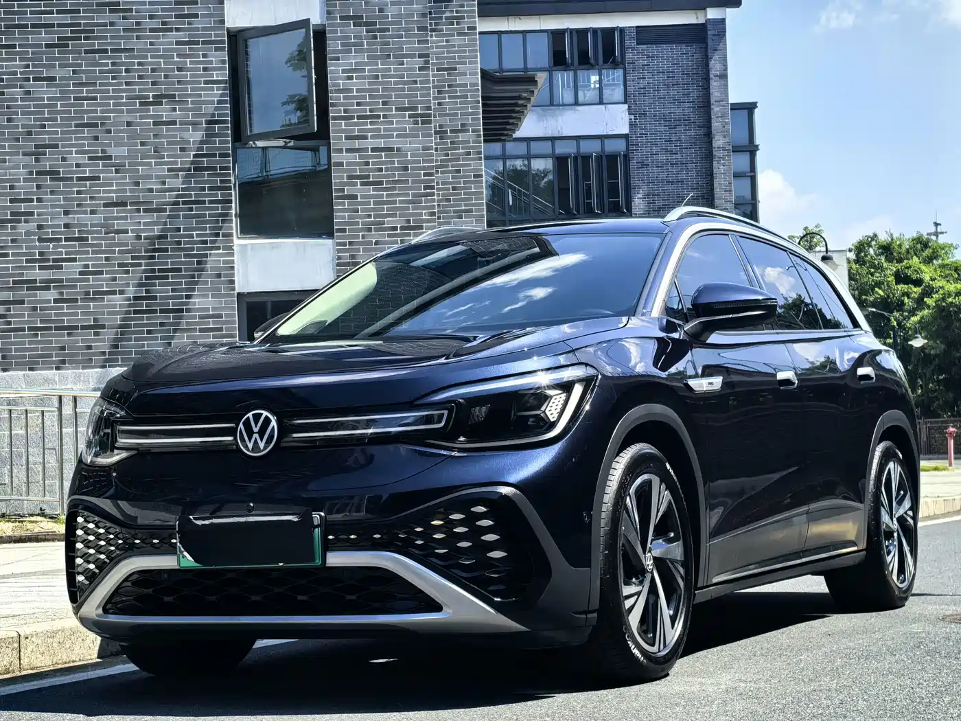 Volkswagen ID.6 CROZZ
