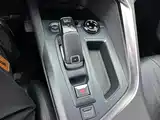 Photo 14 - Peugeot 5008