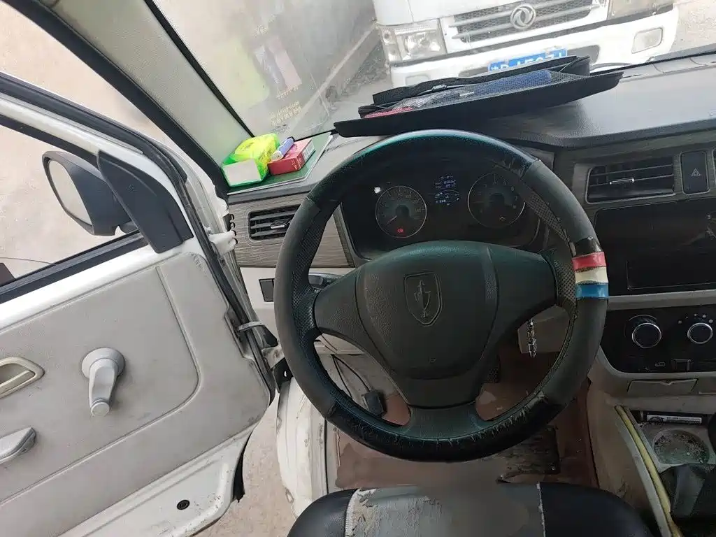 Jinbei New Hiace X30L 2021 2019 1.5L Van Fortune Edition China VI SWC15M