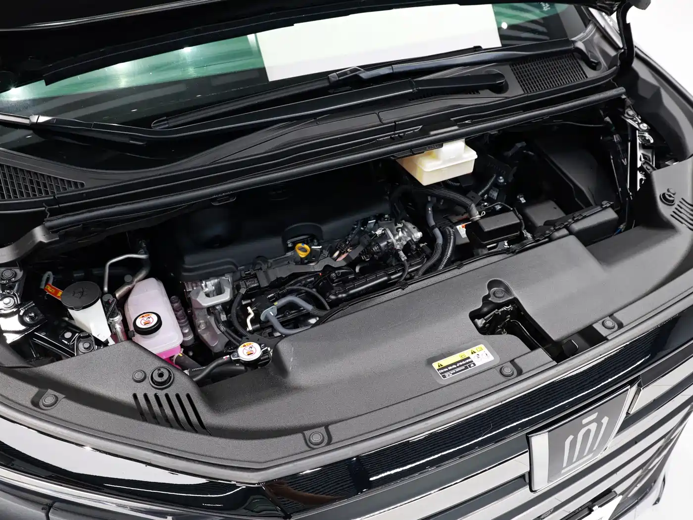 Toyota Vellfire 2024 Crown Hybrid 2.5L Executive Premium Edition фото 21