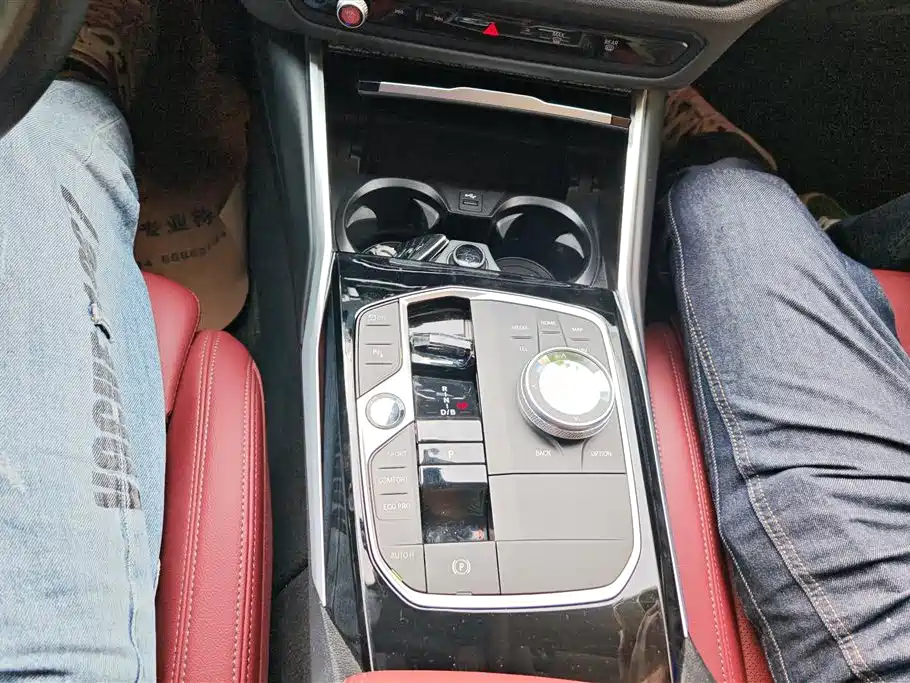 BMW i3 2022 eDrive 35 L фото 16