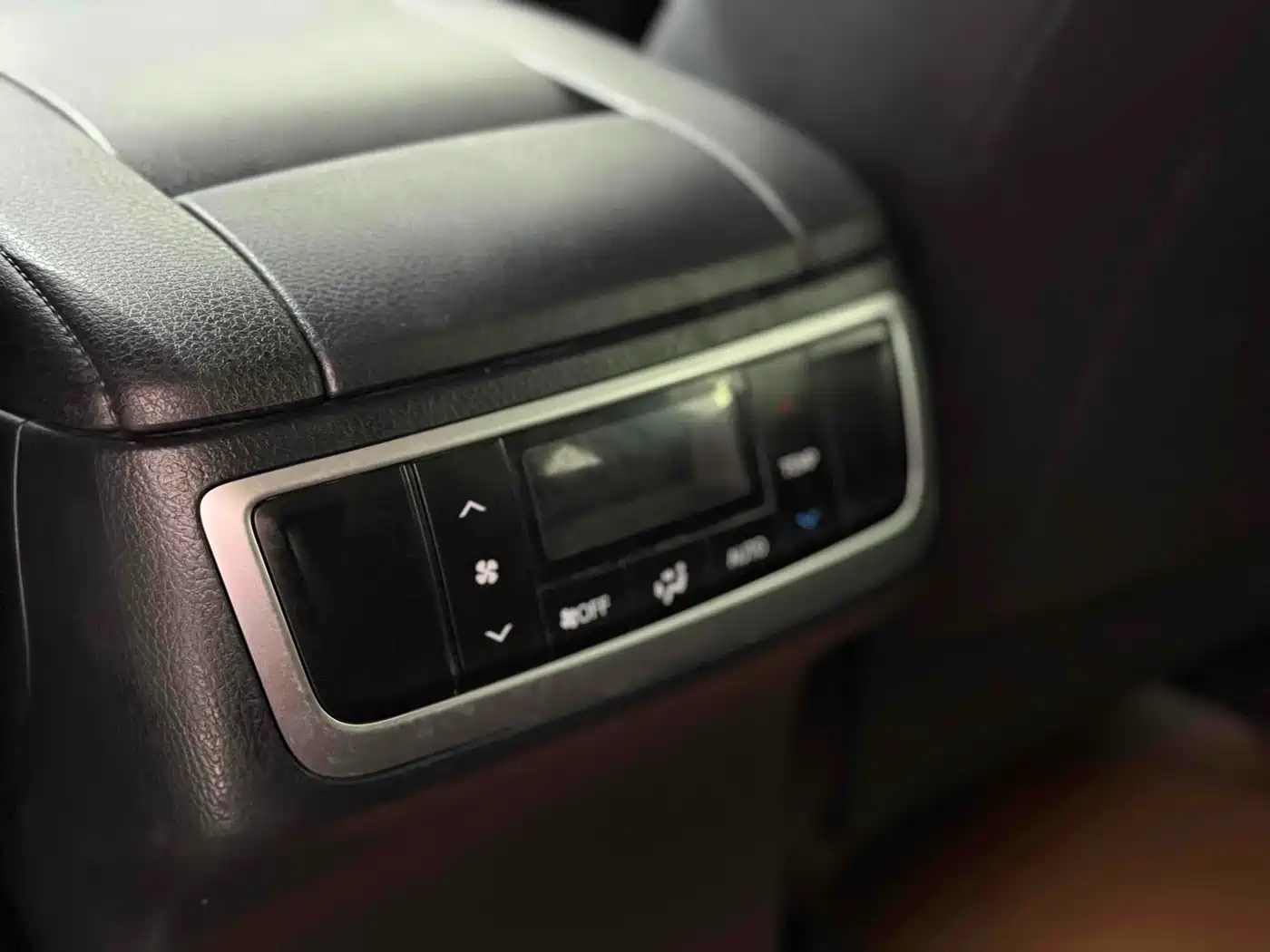Toyota Highlander 2017 2.0T 4WD Premium 7-Seater фото 19