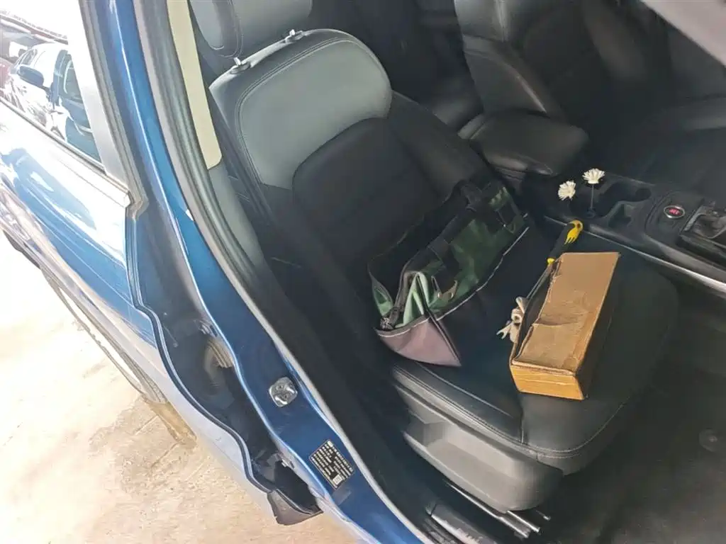 Qoros 5 2019 2018 Facelift 1.6T Automatic Leading