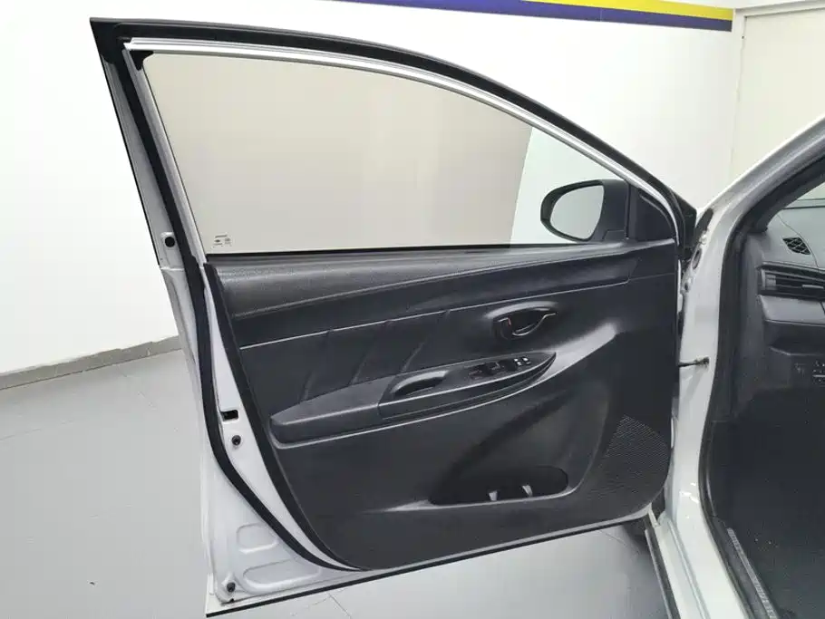 Toyota Yaris, миниатюра 7