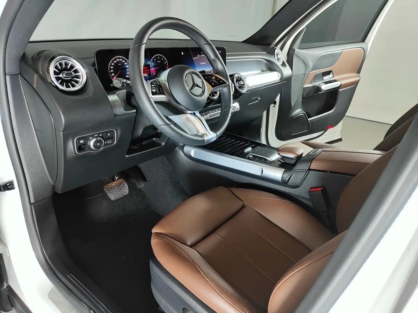 Mercedes-Benz GLB 2024 GLB 220 Dynamic фото 14