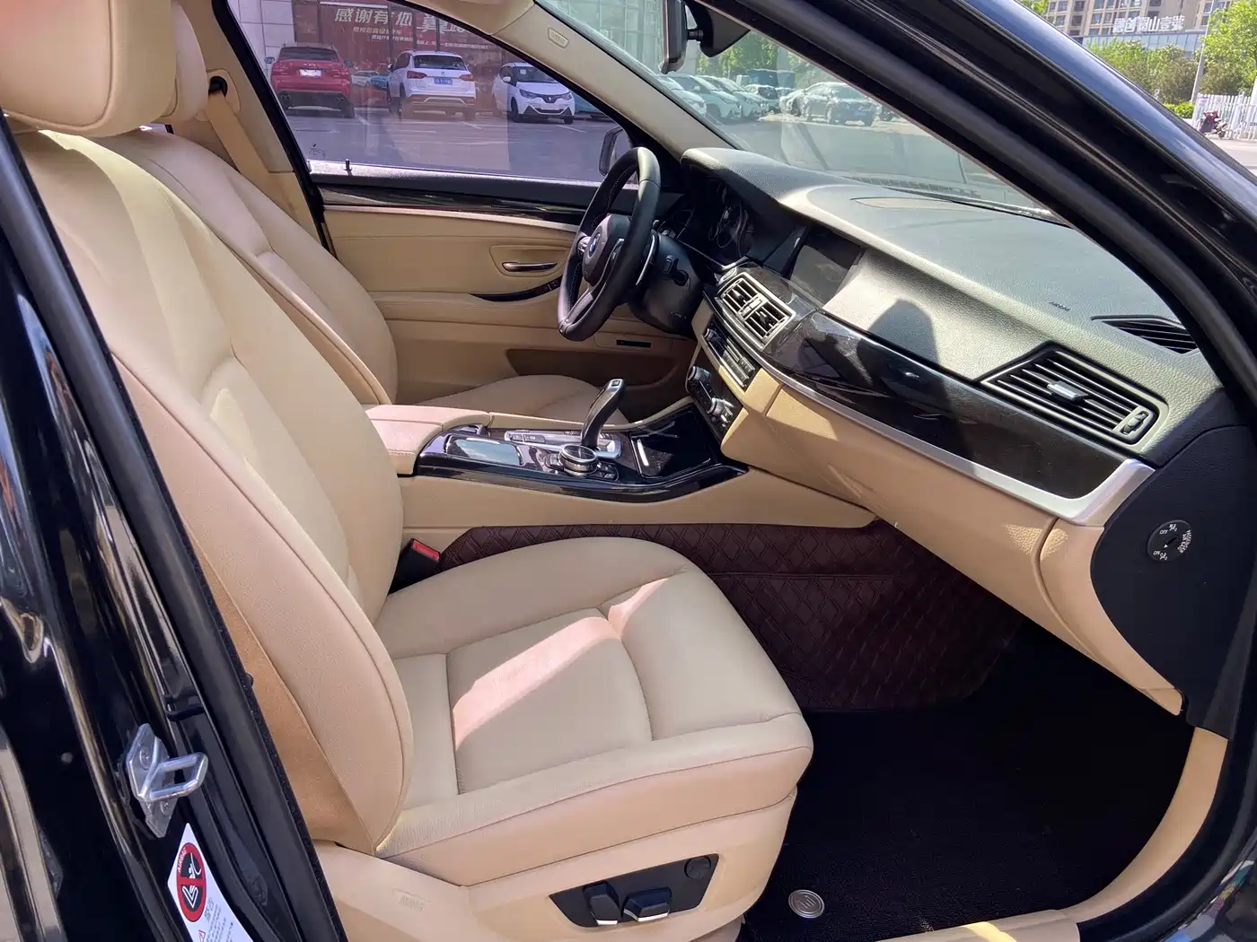 BMW 5 Series 2013 525Li Luxury фото 17