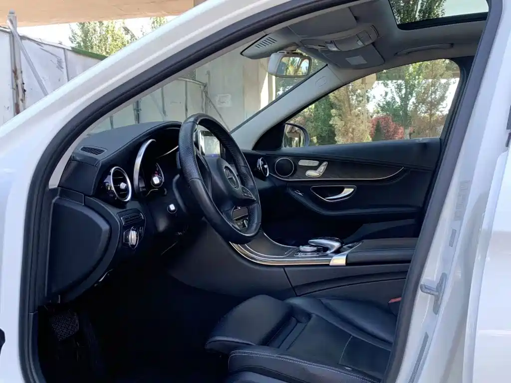 Mercedes-Benz C-Class 2016 2015 Facelift C 200 L Sport