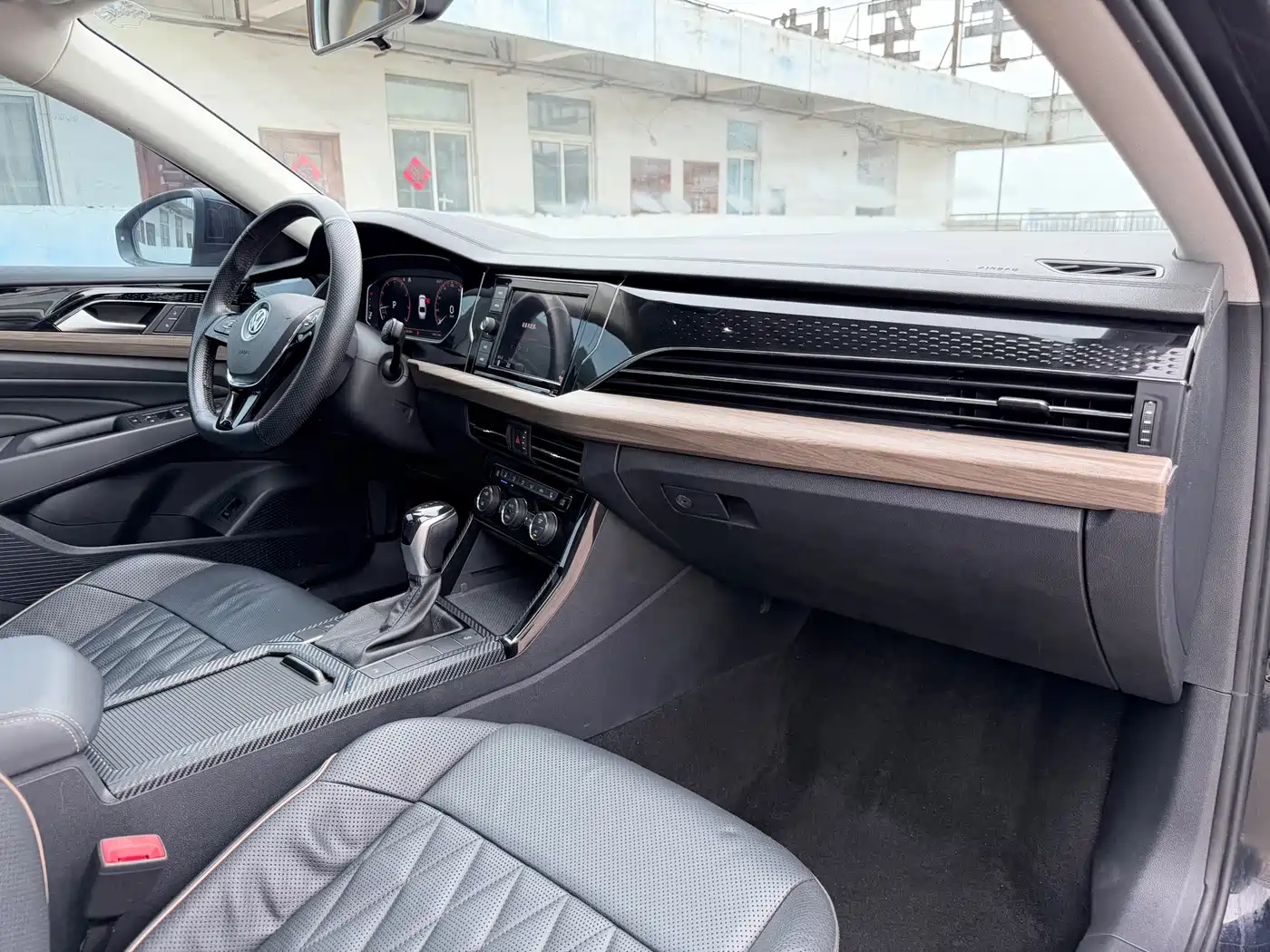 Volkswagen Passat 2019 Model 380TSI Luxury Edition China VI фото 15
