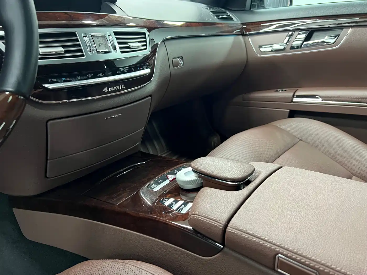 Mercedes-Benz S-Class 2011 S 350 L CGI 4MATIC фото 10