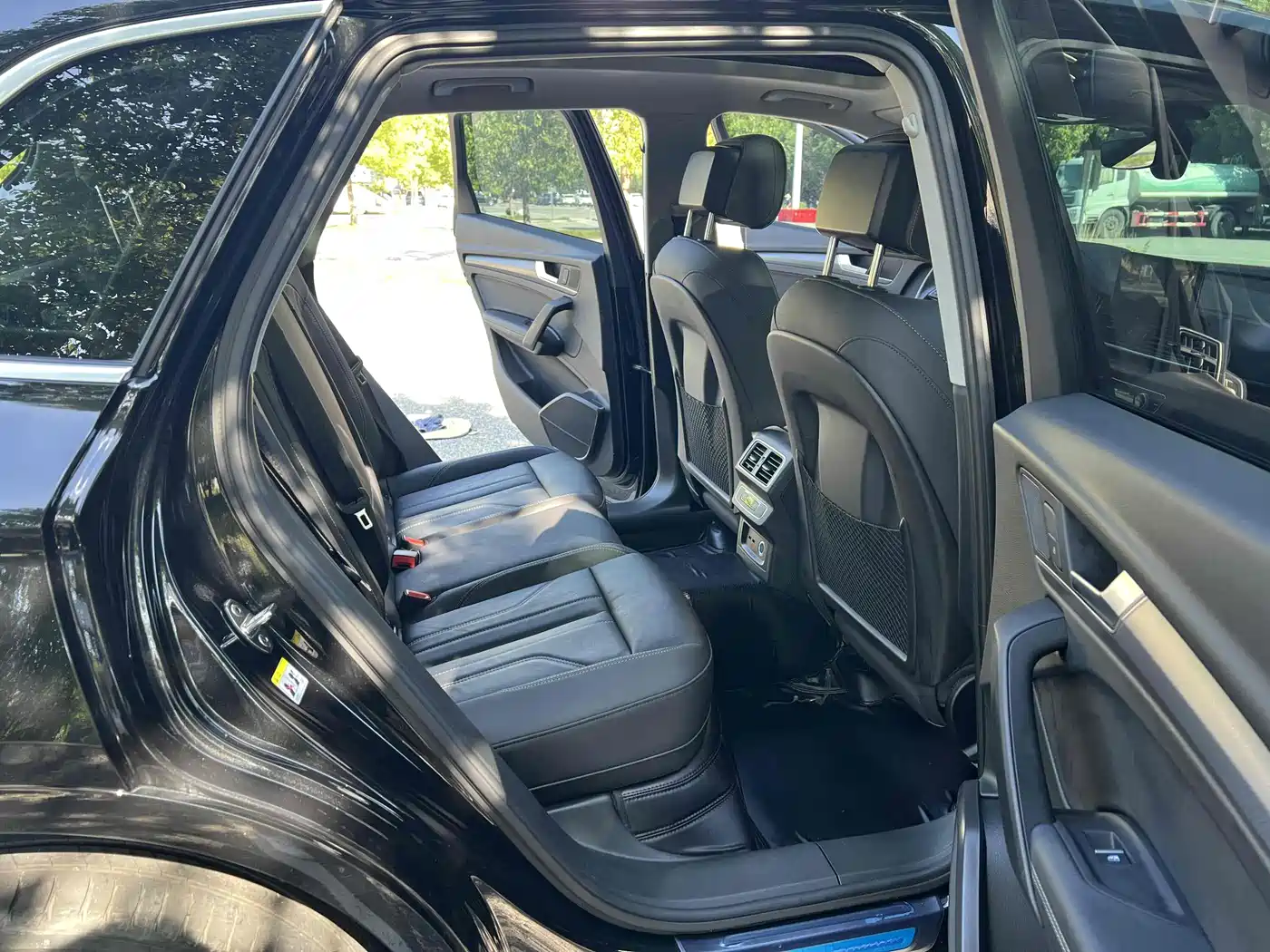 Audi Q5L 2023 40T Luxury Dynamic фото 6