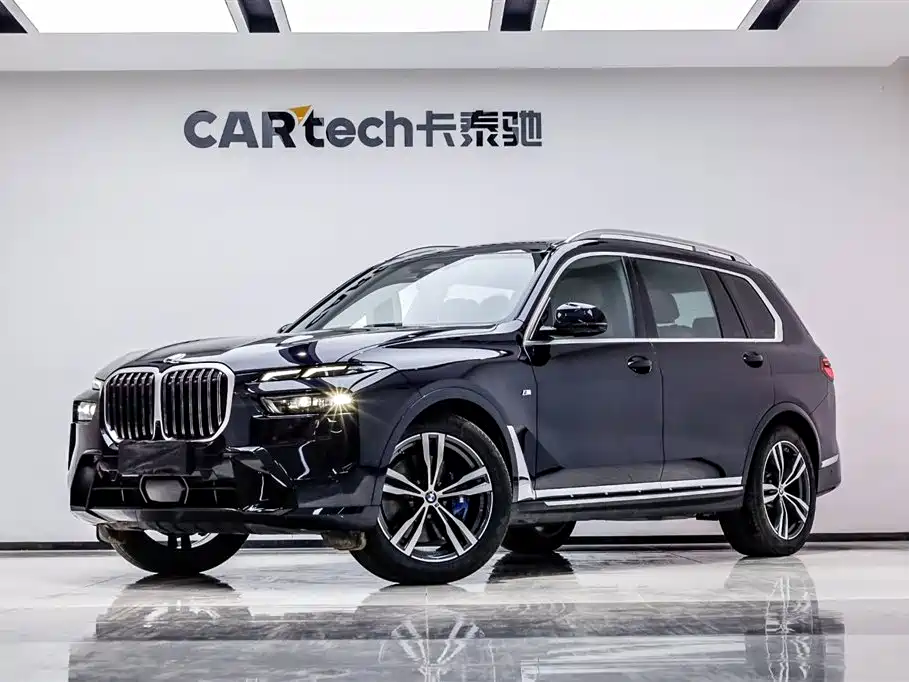BMW X7 2023 xDrive40i Exclusive Luxury Package фото 2