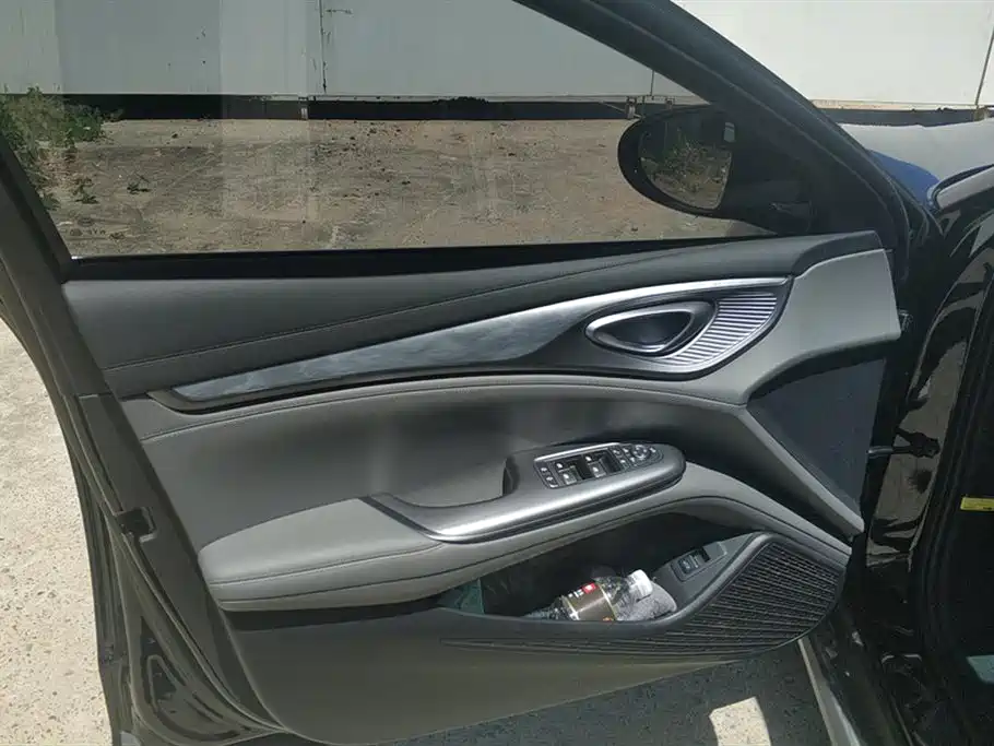 BYD Seal 2024 Glory Edition DM-i 1.5L 121km Luxury фото 7