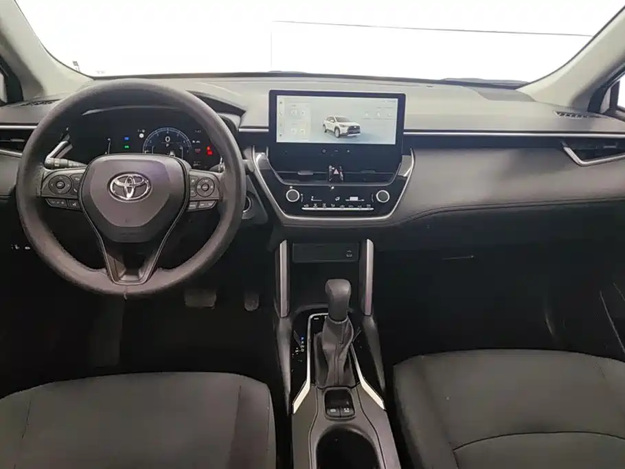 Toyota Corolla Cross 2024 2.0L Elite Edition фото 12