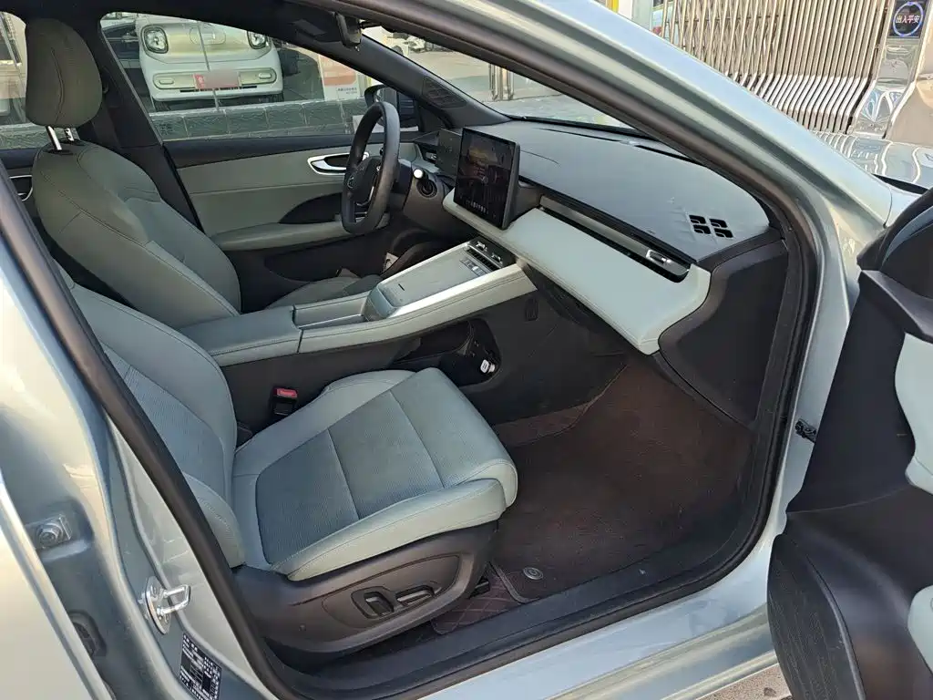 Roewe D6 2025 2025 520km Smart Edition