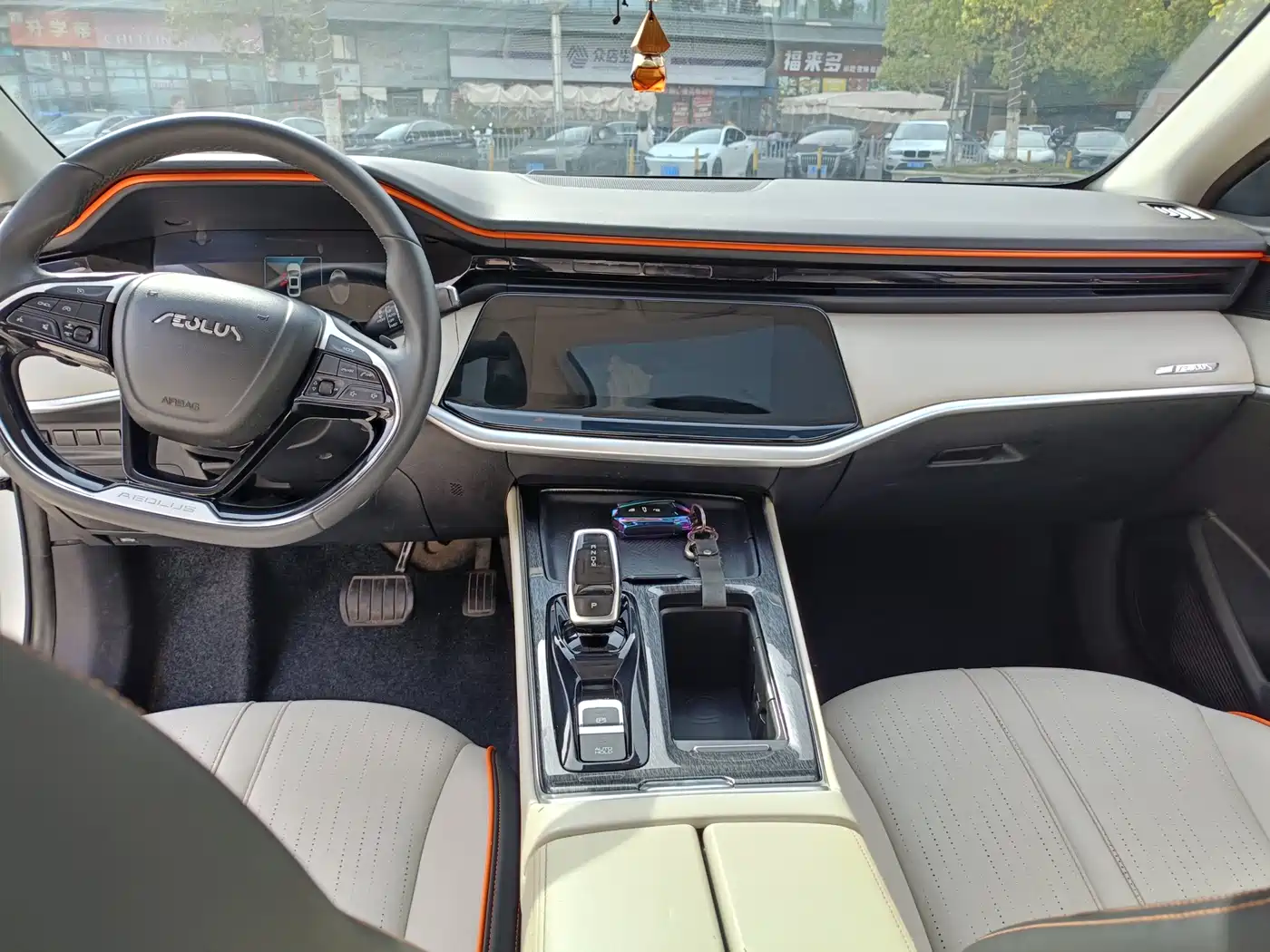 DONGFENG YI HYUN MAX