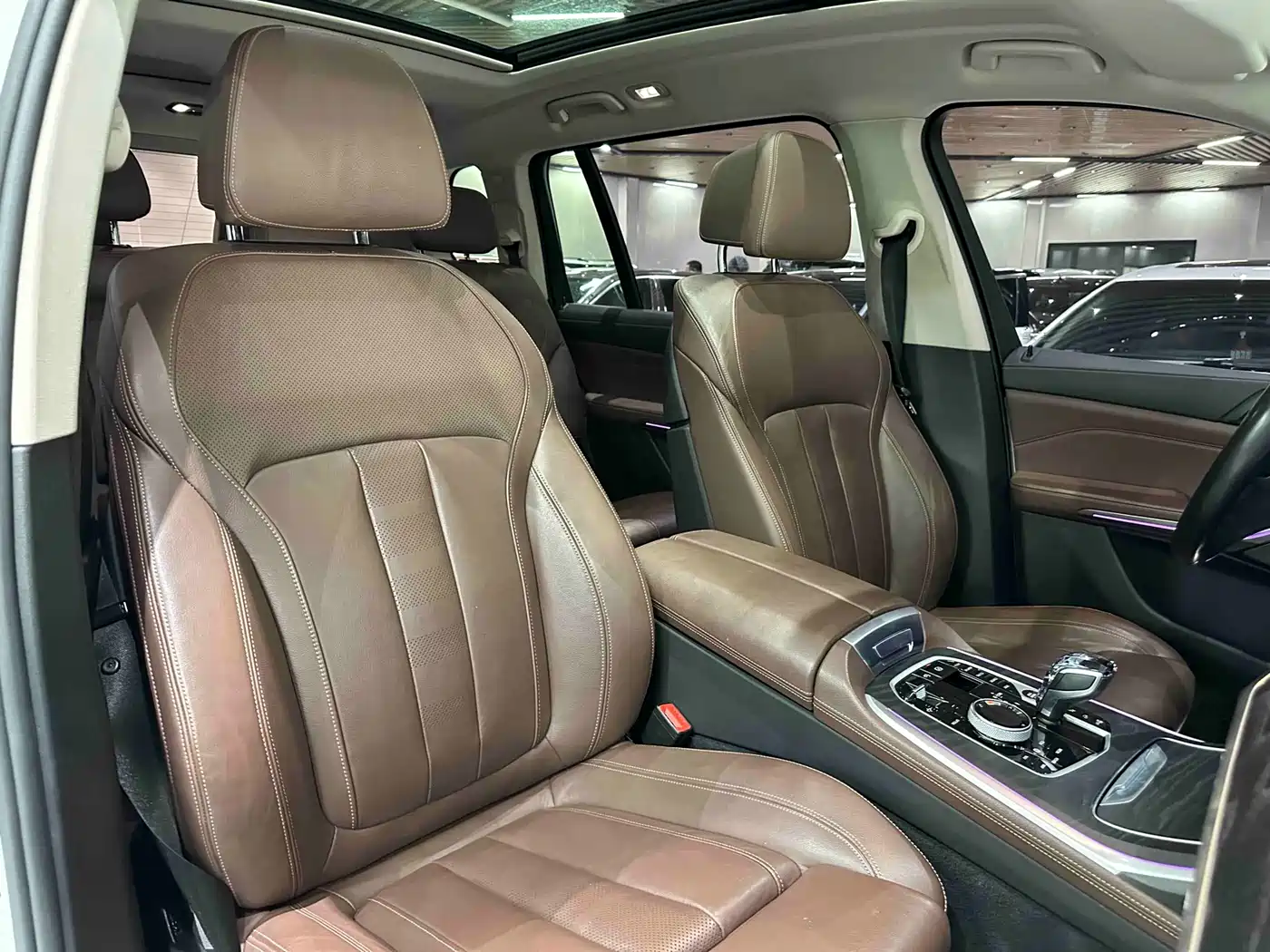 BMW X7 2019 xDrive40i Leading Luxury Package фото 16