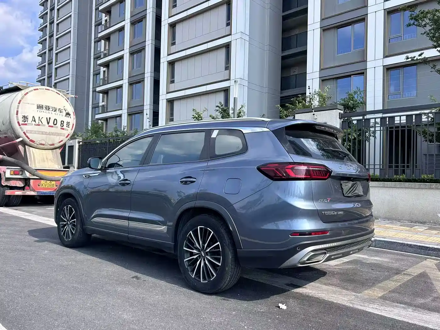 Фото 12 - Chery Tiggo 8 PLUS