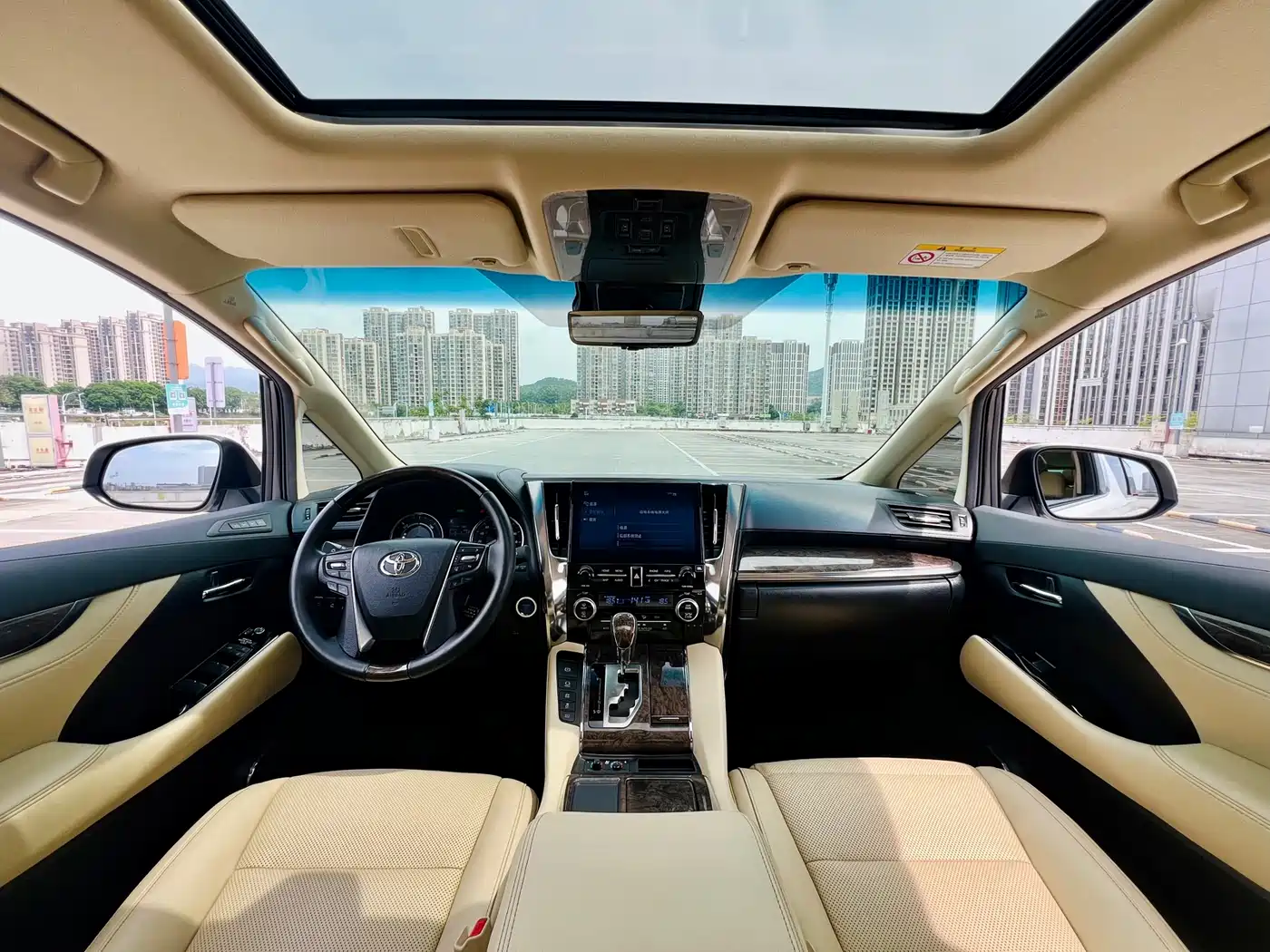 Toyota Alphard 2021 Hybrid 2.5L Premium фото 8