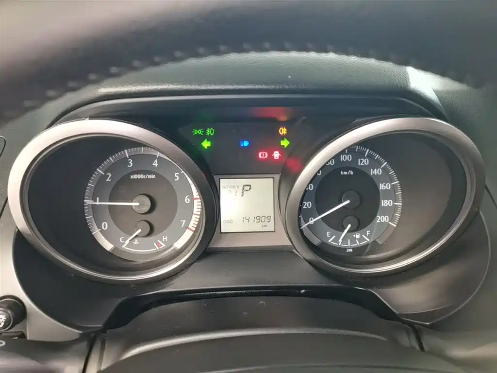 Toyota Prado 2016 2.7L Auto Luxury Edition фото 12