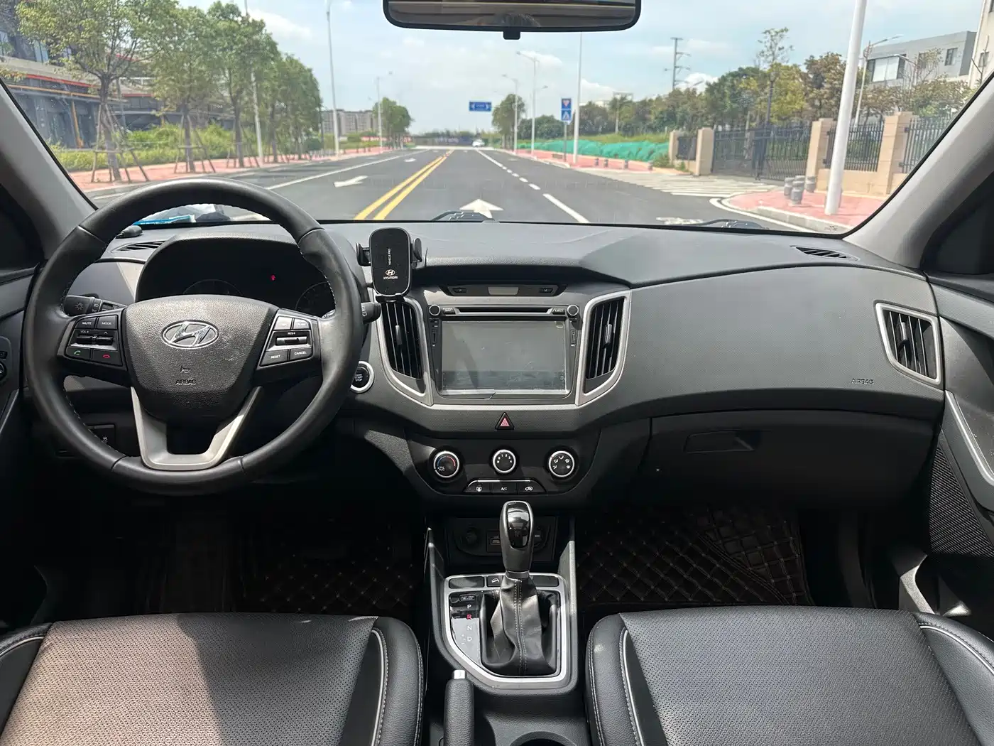 Hyundai Beijing Hyundai ix25 2015 1.6L Automatic 2WD Smart GLS фото 6