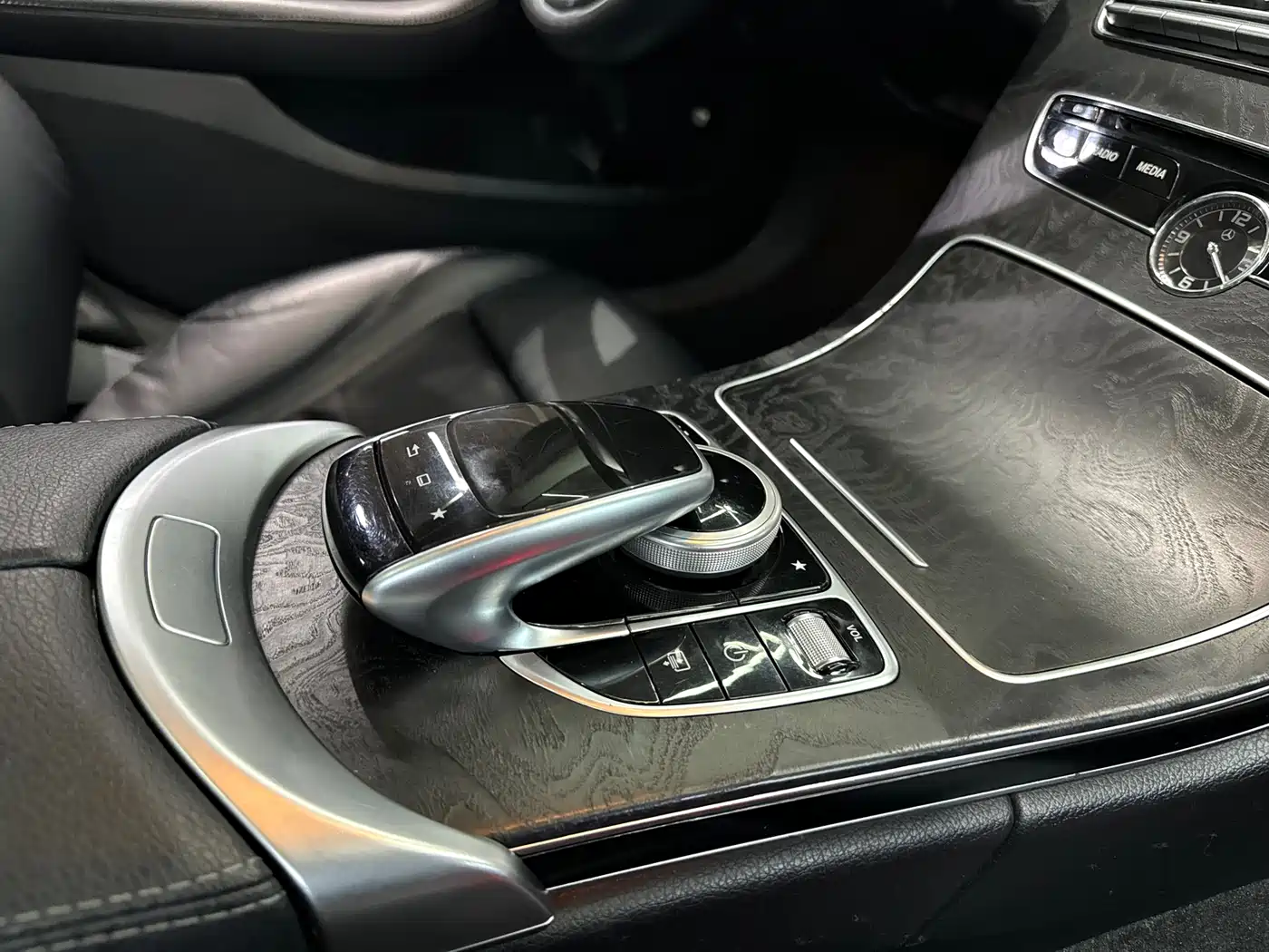 Mercedes-Benz C-Class 2015 C 300 L Sport фото 35