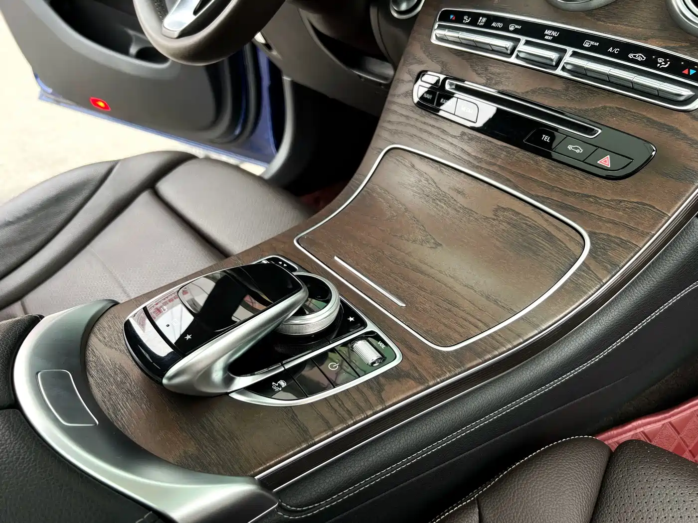 Mercedes-Benz GLC 2016 GLC 300 4MATIC Dynamic фото 17