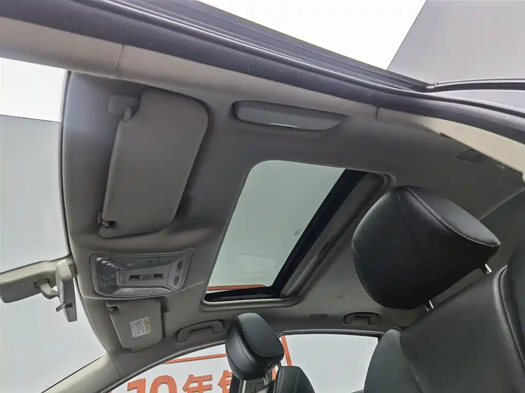 Hongqi H5 2019 30TD Style Edition фото 14