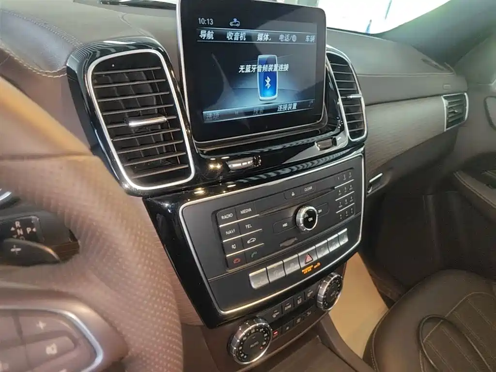 Mercedes-Benz GLE 2019 GLE 320 4MATIC Dynamic Ultimate Edition фото 13