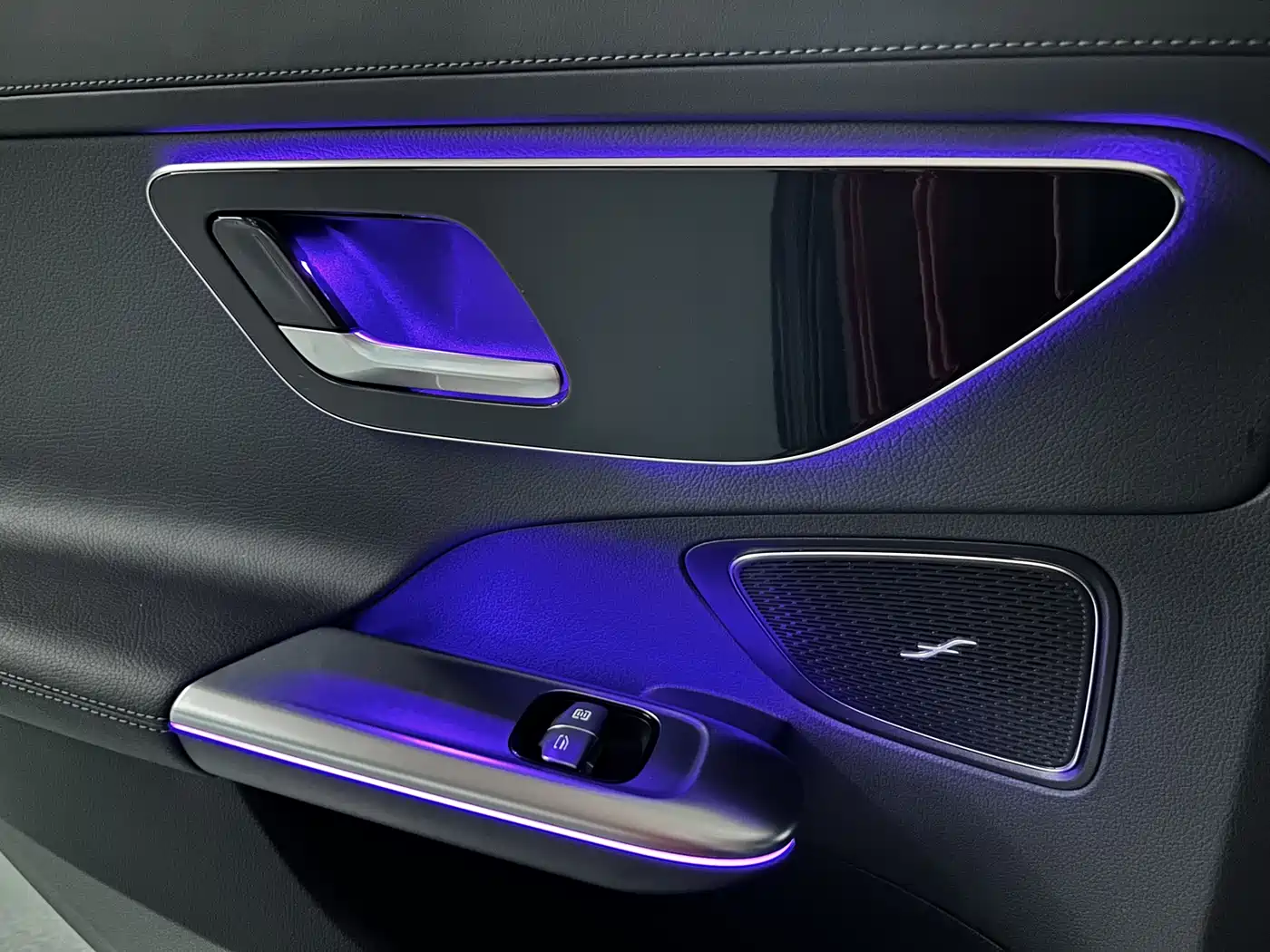 Mercedes-Benz C-Class 2022 C 260 L Sport Edition фото 13