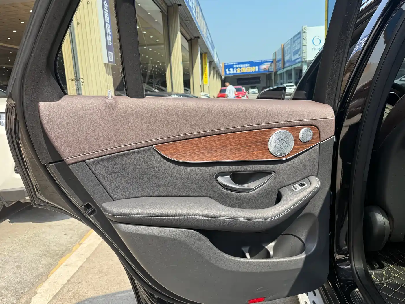 Mercedes-Benz GLC 2021 GLC 300 L 4MATIC Sporty фото 12
