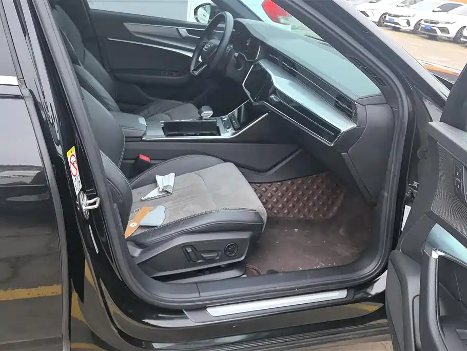 Audi A6L 2020 40 TFSI Luxury Dynamic фото 8