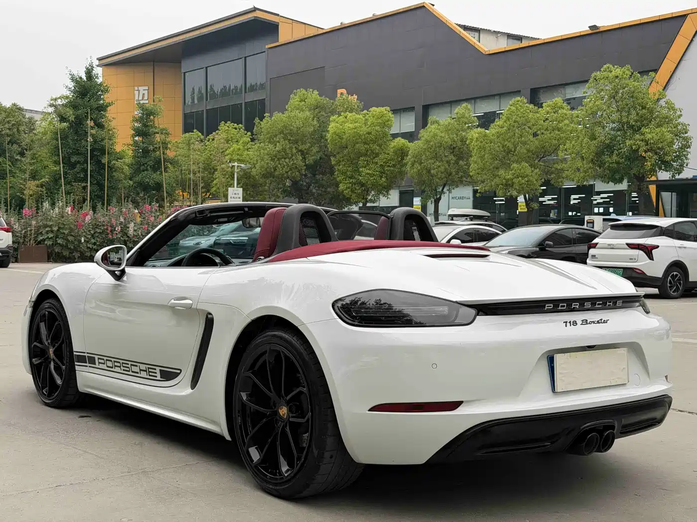 Porsche 718 2023 Boxster Style Edition 2.0T фото 7
