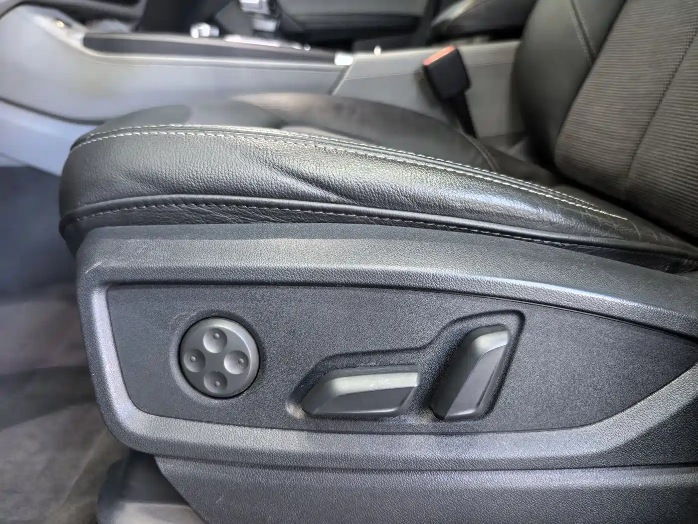 Audi Q5L 2018 40 TFSI Prestige Fashion (China V) фото 17